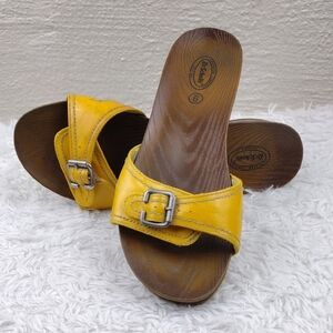 Dr. Scholl's Vintage Yellow Round Toe Buckled Strap Contoured Footbed Mules